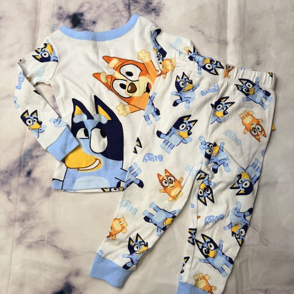 Bluey Long Sleeve Shirt and Pants Pajama Set, 2-Piece Bluey